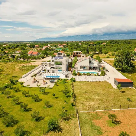 Villa Descansa *