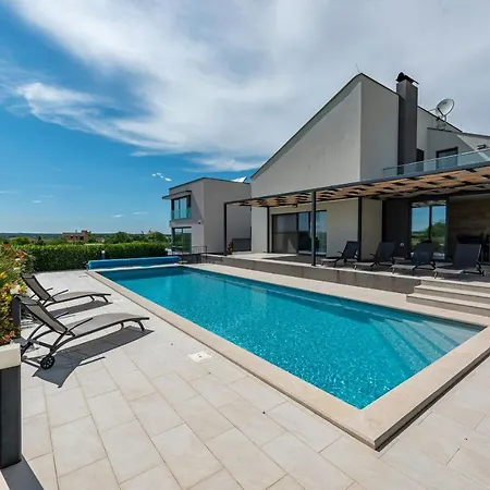 Descansa Villa